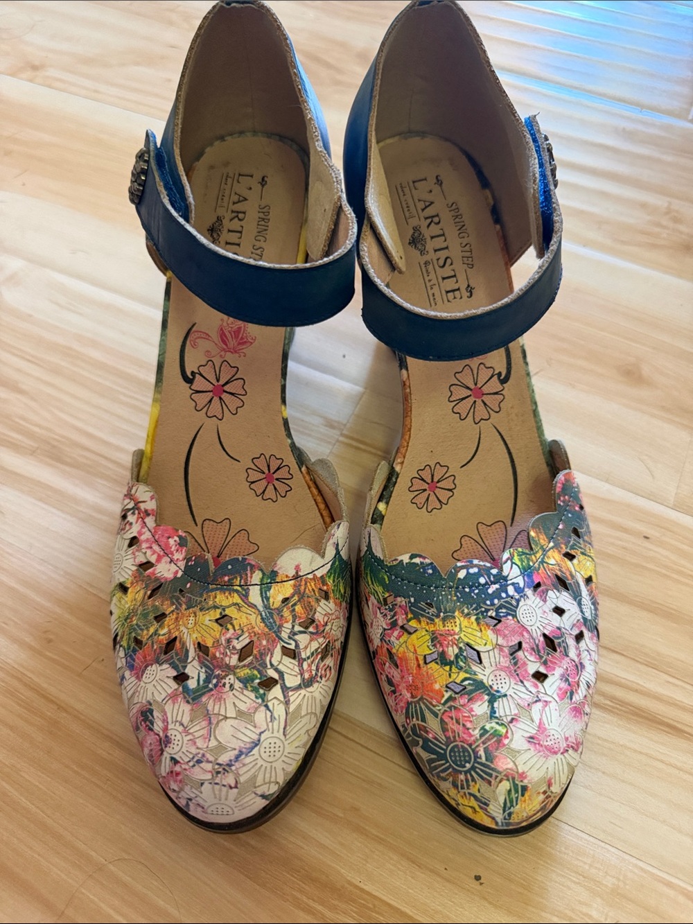 L'ATISTE Multicolor Floral Mary Jane Heels with Navy Strap